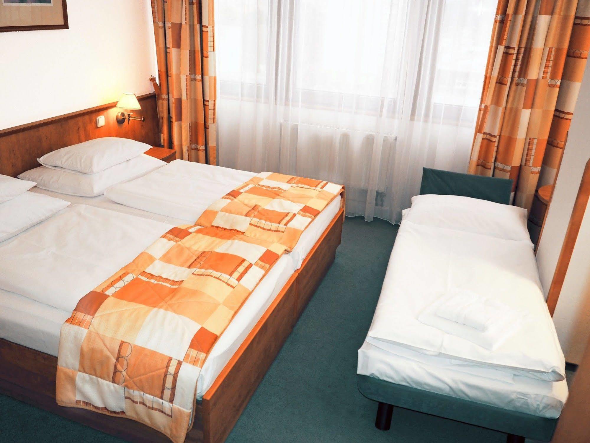 Hotel Vladimir Usti nad Labem Exterior photo